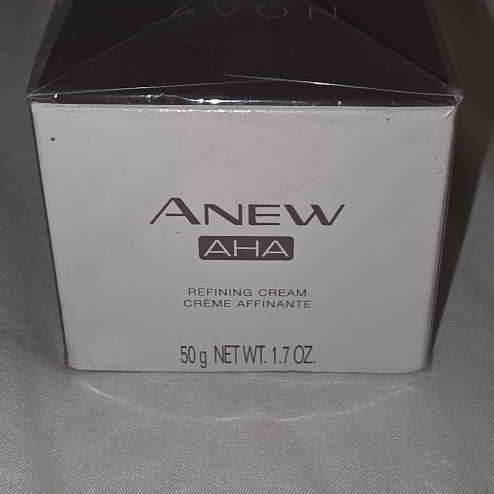 Avon Anew AHA Refining Cream - White and Black